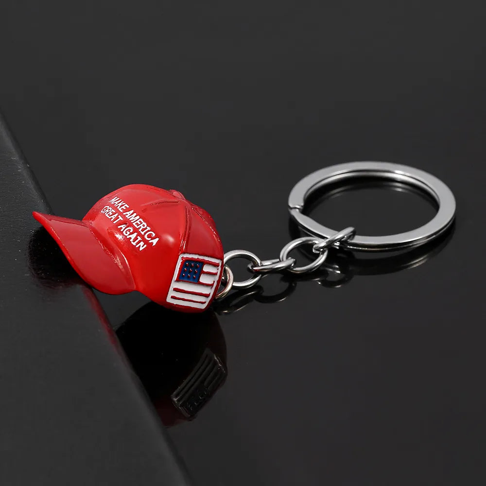 Trump Red Hat Pendant Keychain American Flag Hat Make America Great Again Metal Key Chain for Men Mesh Cap Car Key Ring Jewelry